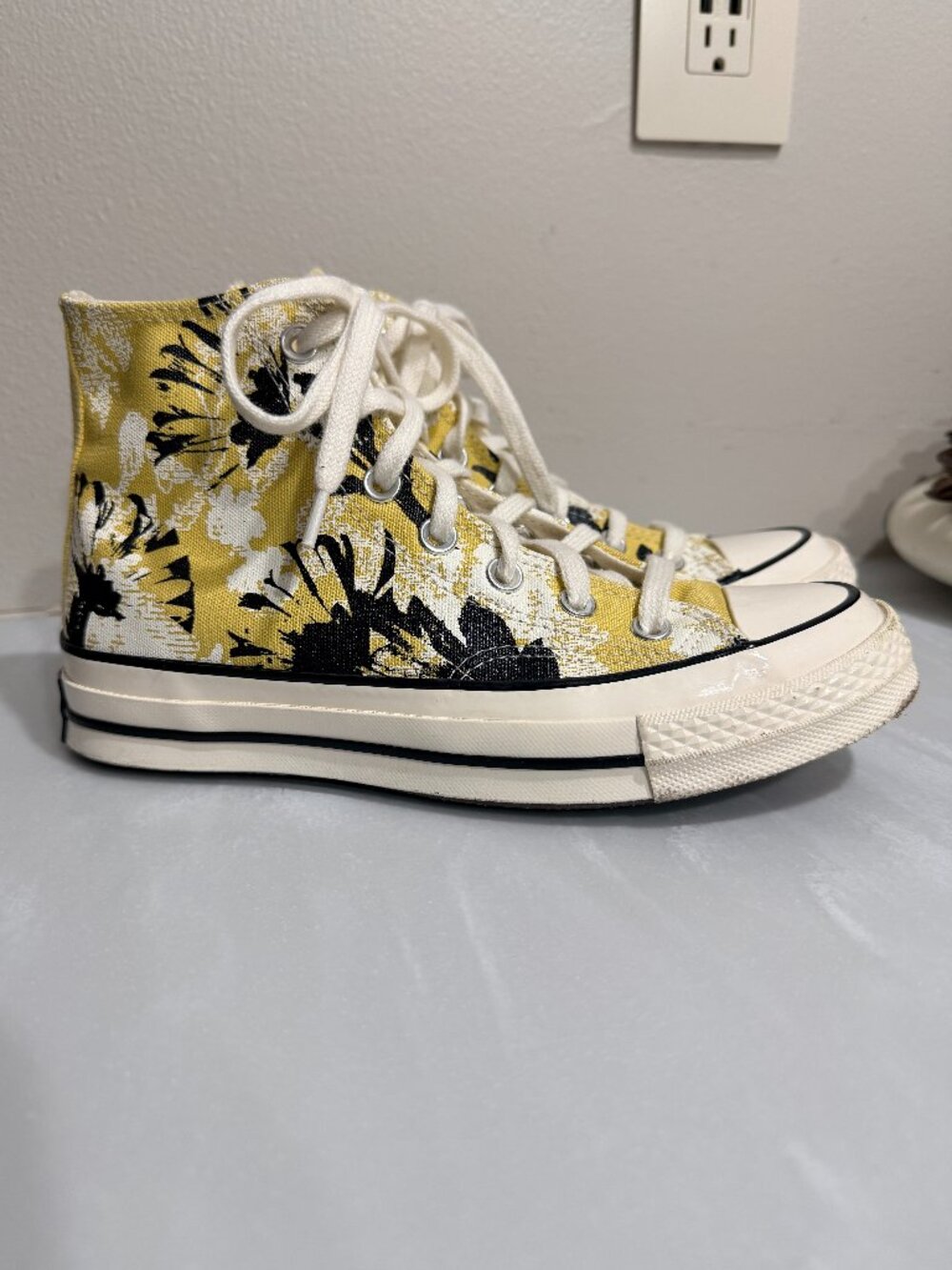 Converse Chuck 70 Floral Fusion High Top Shoes Saturn Gold sz 7